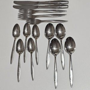 14 Oneida Ltd Rose Duet Mixed Piece Set spoon fork knife USA vintage
